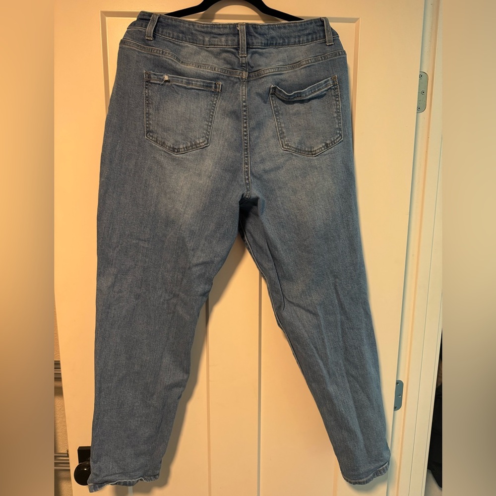 Time and Tru Light Blue Distressed Boyfriend Jeans - Picture 2 of 4